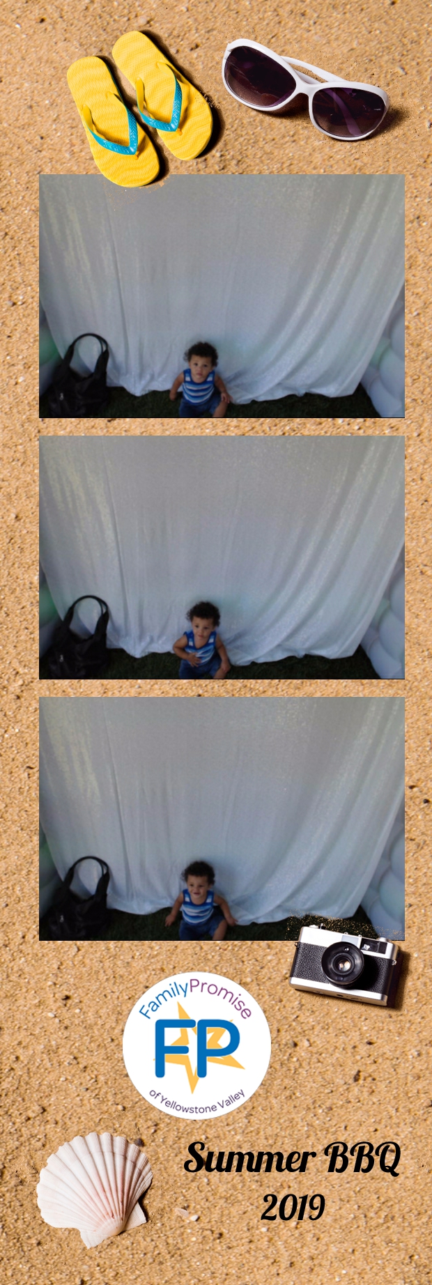 Family BBQ | View more photos from the event at gallery.photoboothbillings.com/u/PhotoBoothBillings/Family-BBQ